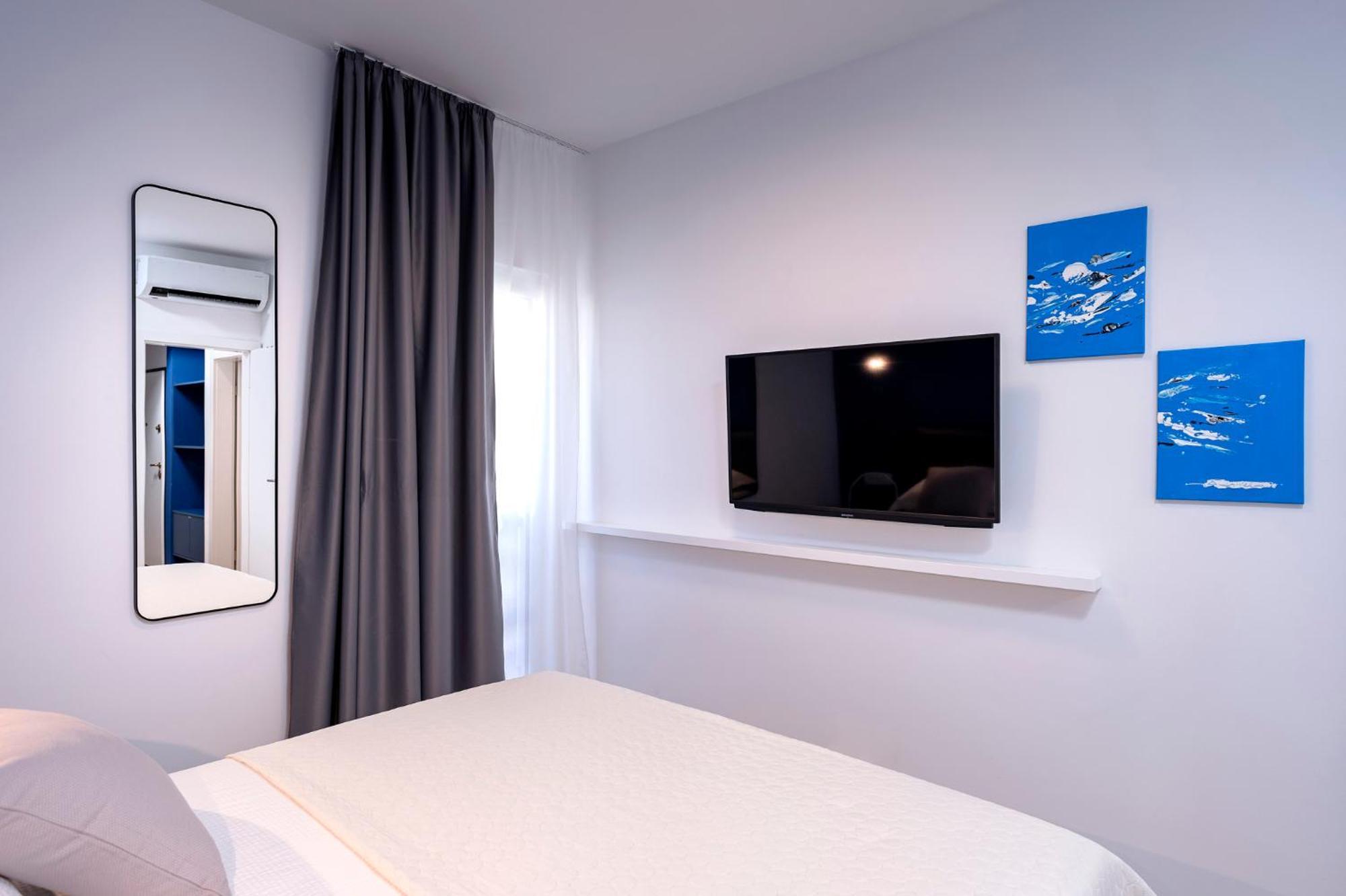 Modern, 2 Bedroom Apartment Hvar Town Esterno foto