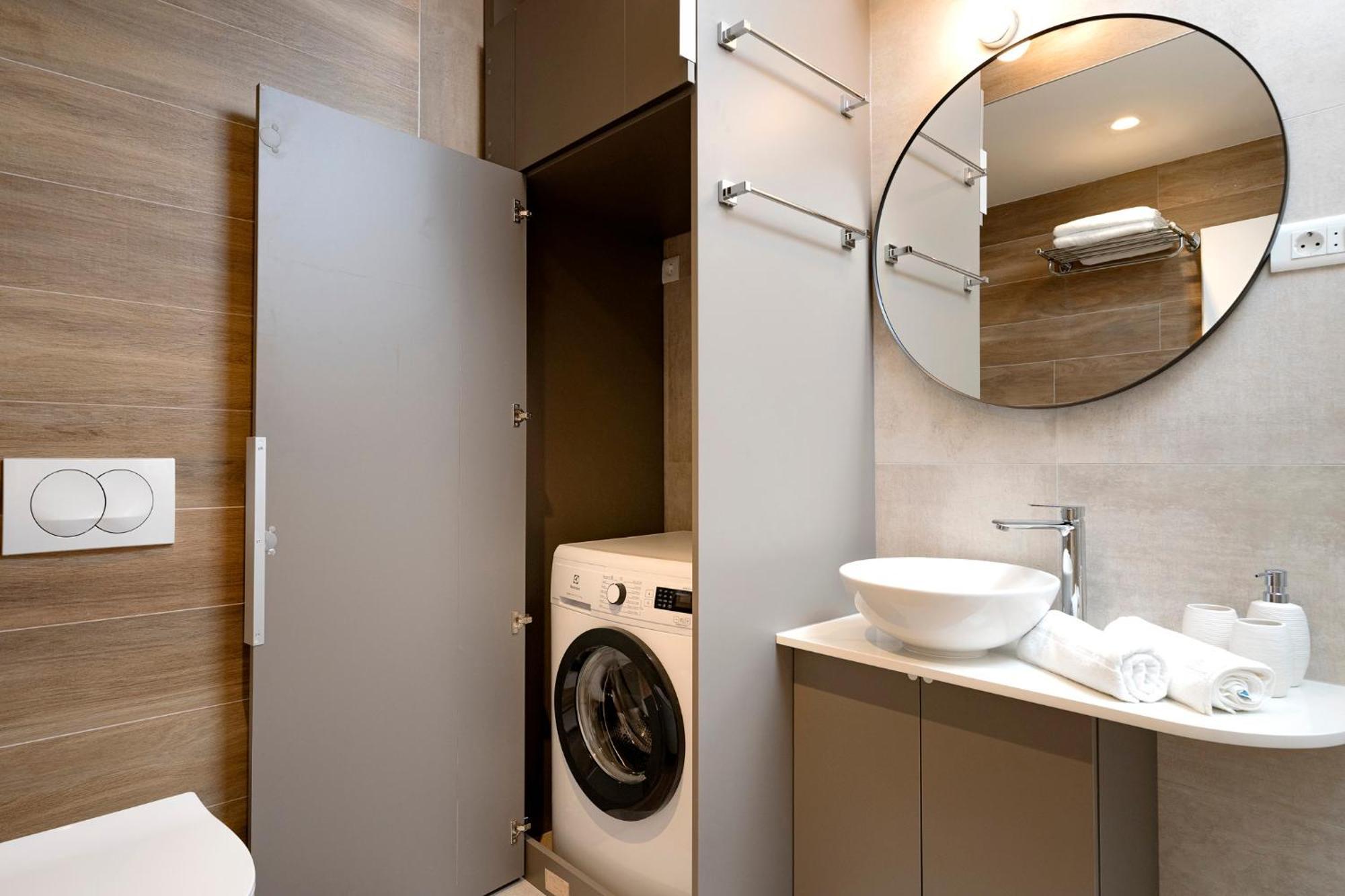 Modern, 2 Bedroom Apartment Hvar Town Esterno foto