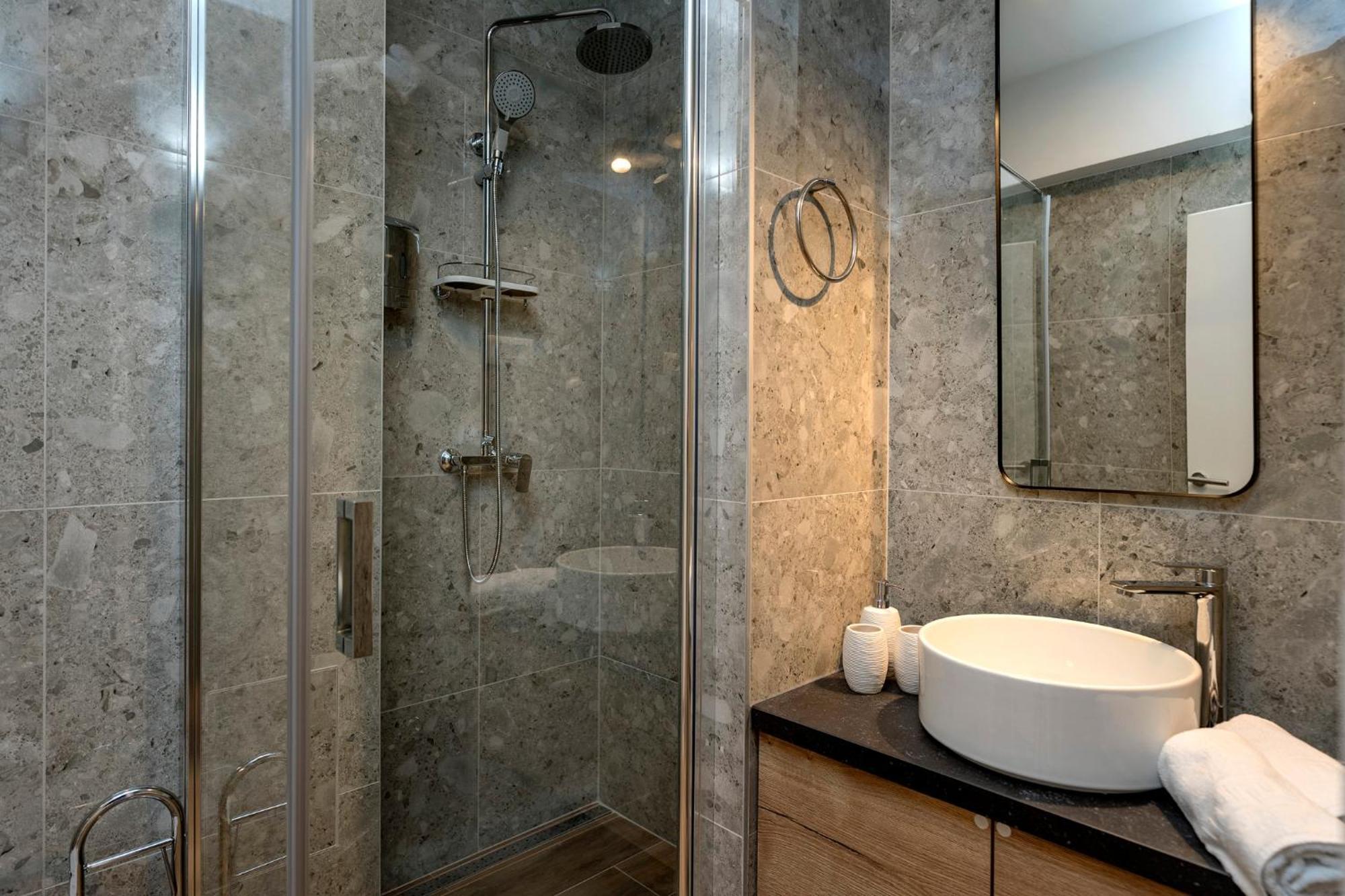 Modern, 2 Bedroom Apartment Hvar Town Esterno foto